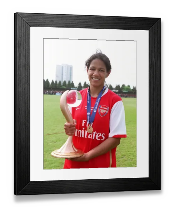 Framed Print : Mary Phillip (Arsenal) with the European Trophy Framed Print : Mary Phillip (Arsenal) with the European Trophy