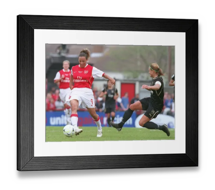 Framed Print : Lianne Sanderson (Arsenal) Karolina Westberg (Umea)