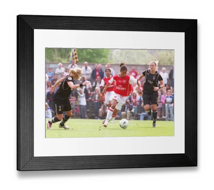 Framed Print : Rachel Yankey (Arsenal) Anna Paulson (Umea)