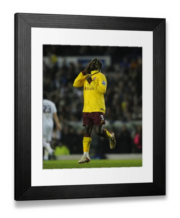 Framed Print : Bacary Sagna's Stunner: Arsenal's 2-1 FA Cup Victory Over Leeds United, 2011