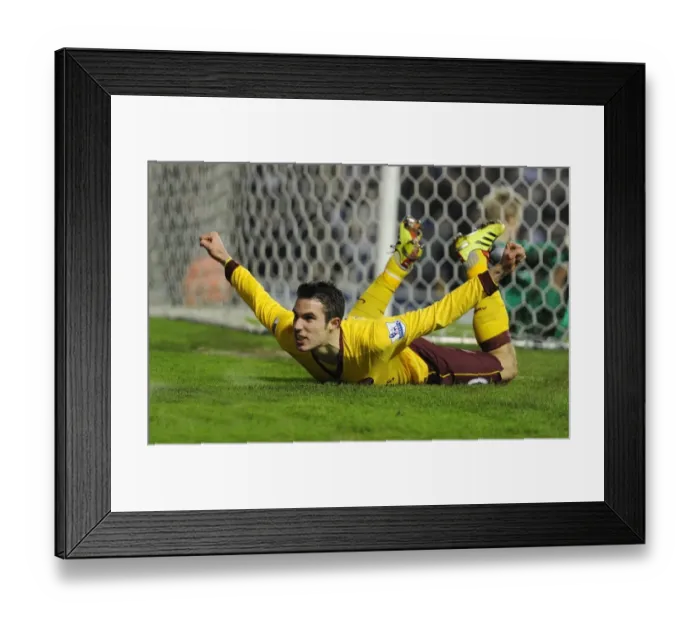 Framed Print : Robin van Persie's Triumph: Arsenal's 3rd Goal vs Leeds United in FA Cup Framed Print : Robin van Persie's Triumph: Arsenal's 3rd Goal vs Leeds United in FA Cup