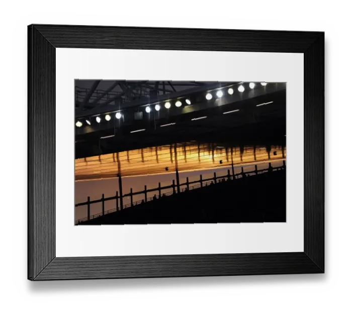Framed Print : Flood lights. Arsenal 3: 0 Wigan Athletic. Barclays Premier League. Emirates Stadium Framed Print : Flood lights. Arsenal 3: 0 Wigan Athletic. Barclays Premier League. Emirates Stadium