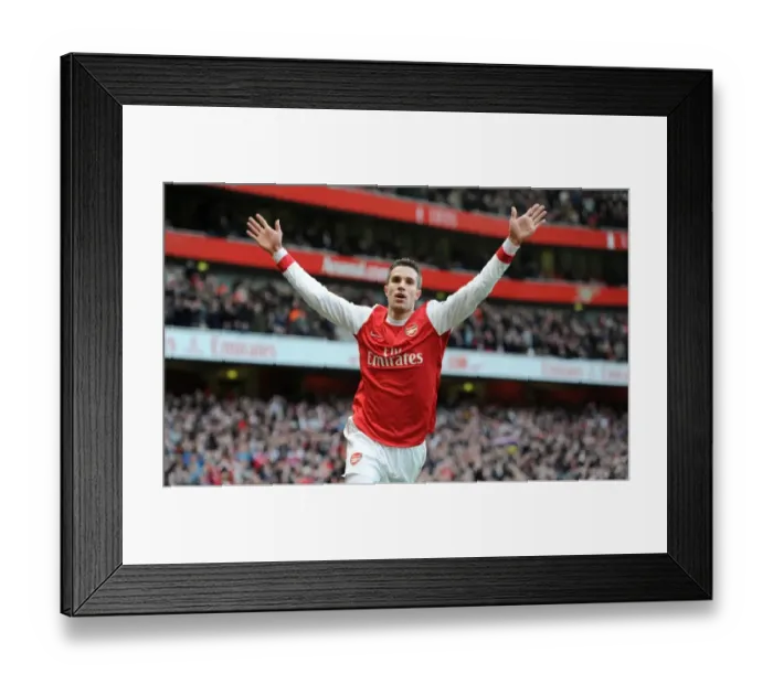 Framed Print : Robin van Persie's Stunner: Arsenal's Opening Goal in 3-0 Victory over Wigan Athletic (2011)