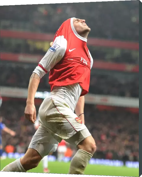 Cesc Fabregas celebrates scoring the 3rd Arsenal goal. Arsenal 3: 0 Ipswich Town (3: 1 agg)