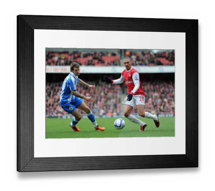 Framed Print : Kieran Gibbs (Arsenal) Karl Pilkington (Huddersfield). Arsenal 2: 1 Huddersfield Town