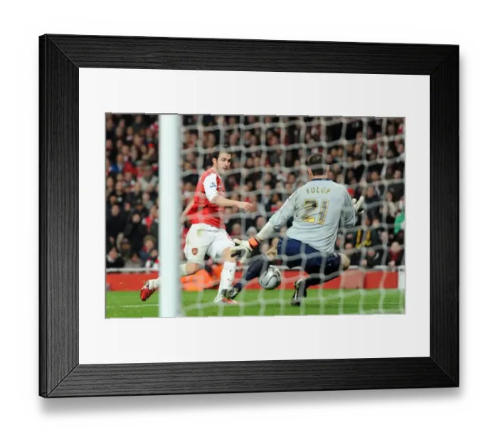 Framed Print : Cesc Fabregas scores Arsenals 3rd goal past Marton Fulop (Ipswich)