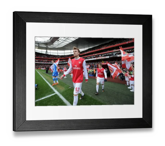 Framed Print : Nicklas Bendtner (Arsenal). Arsenal 2: 1 Huddersfield Town, FA Cup Fourth Round