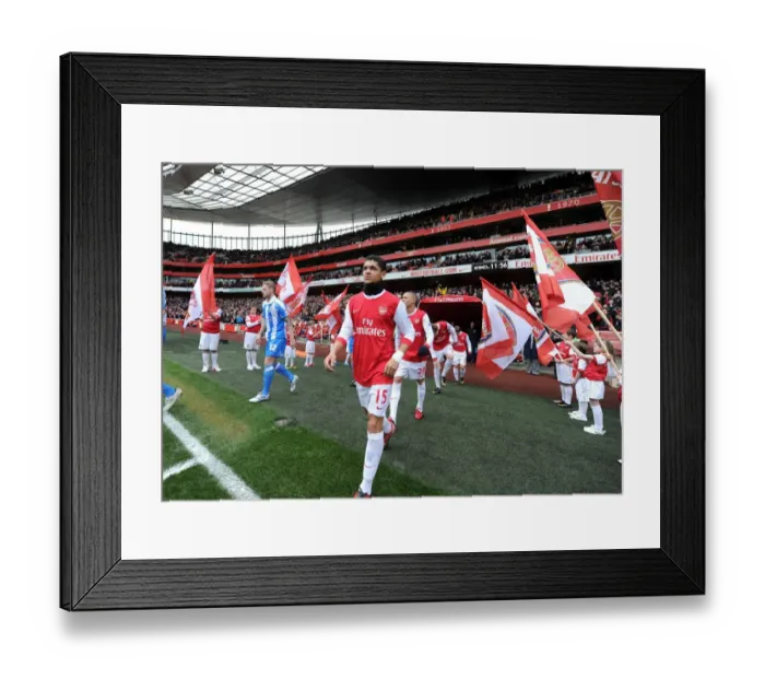 Framed Print : Denilson (Arsenal). Arsenal 2: 1 Huddersfield Town, FA Cup Fourth Round