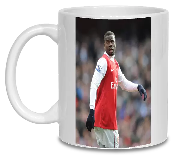 Emmanuel Eboue (Arsenal). Arsenal 2: 1 Huddersfield Town, FA Cup Fourth Round