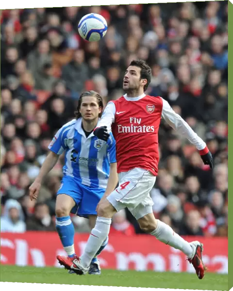 Cesc Fabregas (Arsenal) Joey Gudjonsson (Huddersfield). Arsenal 2: 1 Huddersfield Town