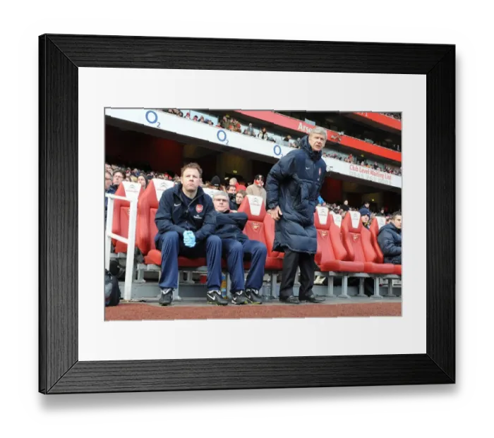 Framed Print : Arsene Wenger and His Team: Celebrating Arsenal's FA Cup Victory over Huddersfield Town (2:1) with Pat Rice and Colin Lewin