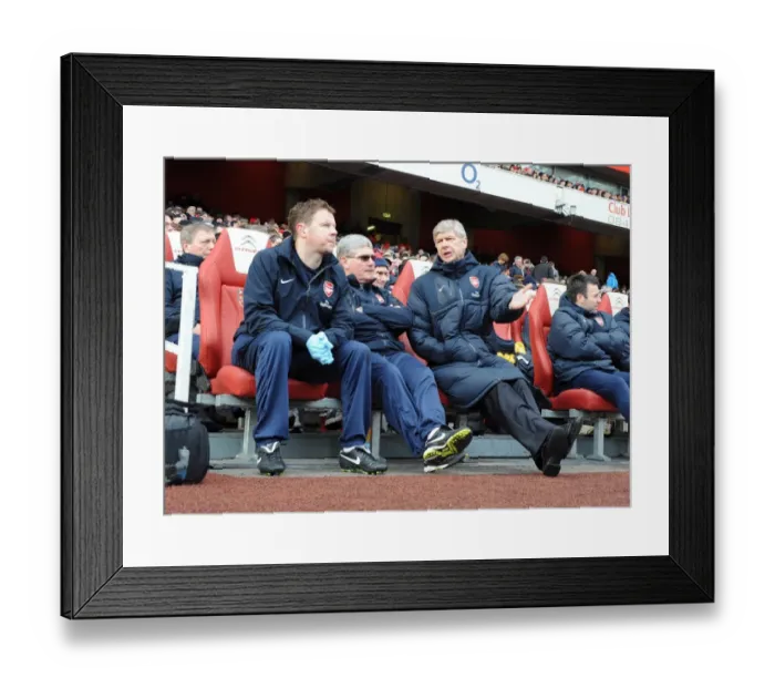 Framed Print : Arsene Wenger and Arsenal: Triumphant FA Cup Victory over Huddersfield Town (2011)
