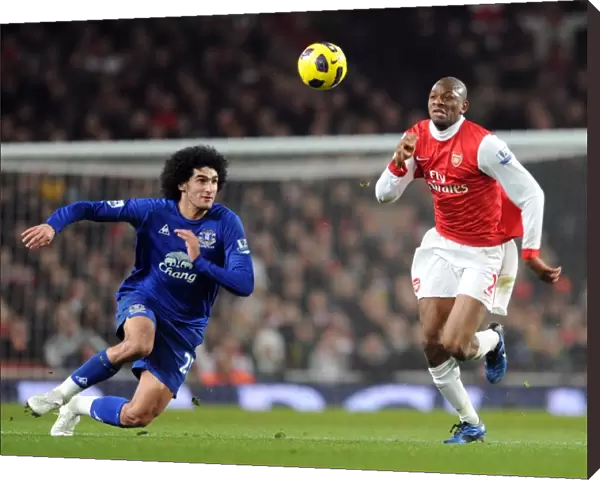 Abou Diaby (Arsenal) Marouane Fellaini (Everton). Arsenal 2: 1 Everton. Barclays Premier League