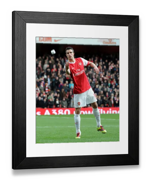 Framed Print : Robin van Persie (Arsenal). Arsenal 2: 0 Wolverhampton Wanderers. Barclays Premier League