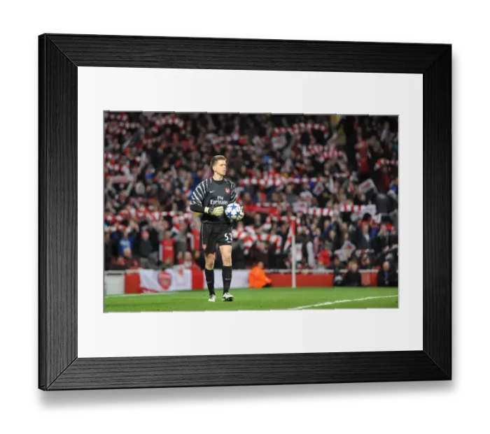 Framed Print : Arsenal's Wojciech Szczesny Shocks Barcelona: A Historic 2-1 UEFA Champions League Victory