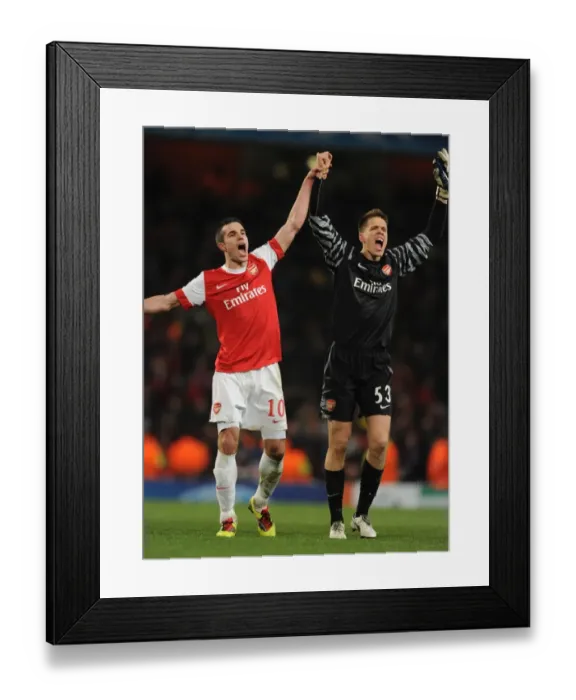 Framed Print : Robin van Persie and Wojciech Szczesny (Arsenal) celebrate at the end of the match Framed Print : Robin van Persie and Wojciech Szczesny (Arsenal) celebrate at the end of the match