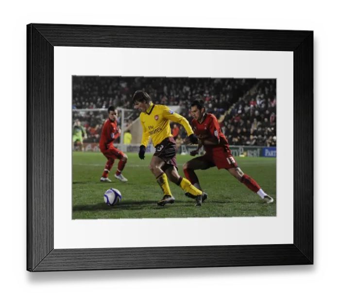 Framed Print : Andrey Arshavin (Arsenal) Charlie Daniels (Orient). Leyton Orient 1: 1 Arsenal Framed Print : Andrey Arshavin (Arsenal) Charlie Daniels (Orient). Leyton Orient 1: 1 Arsenal