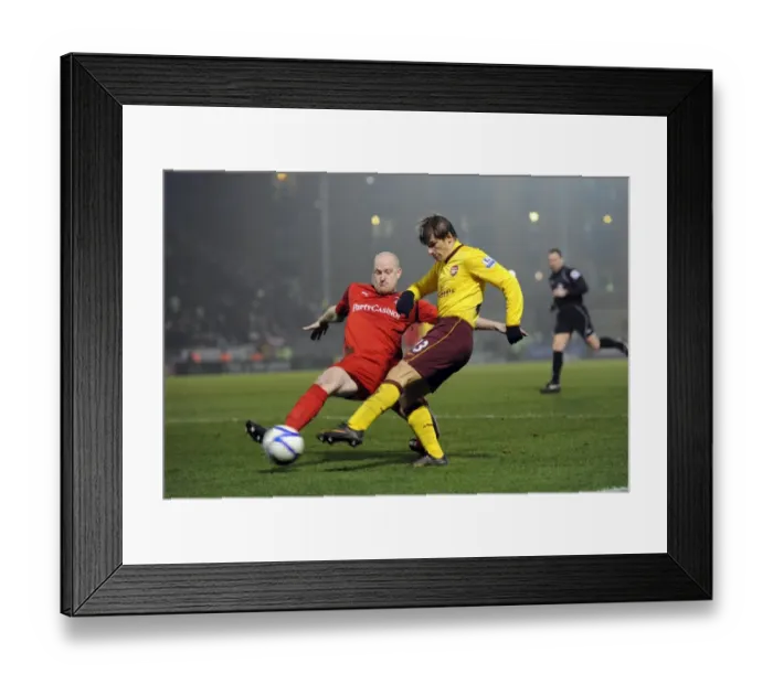Framed Print : Arshavin vs. Whing: FA Cup Battle at Leyton Orient - Arsenal vs. Leyton Orient 1:1