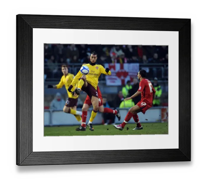 Framed Print : Marouane Chamakh (Arsenal) Jason Crowe (Orient). Leyton Orient 1: 1 Arsenal