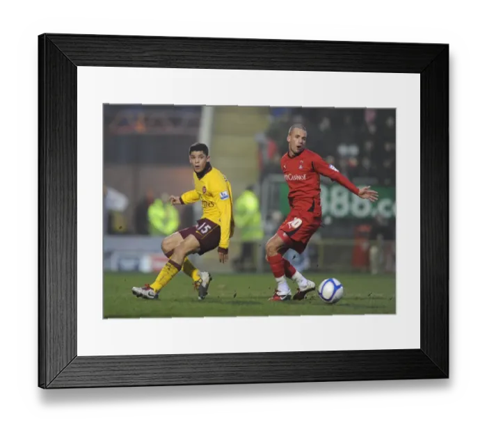 Framed Print : Denilson (Arsenal) Jimmy Smith (Orient). Leyton Orient 1: 1 Arsenal, FA Cup Fifth Round Framed Print : Denilson (Arsenal) Jimmy Smith (Orient). Leyton Orient 1: 1 Arsenal, FA Cup Fifth Round