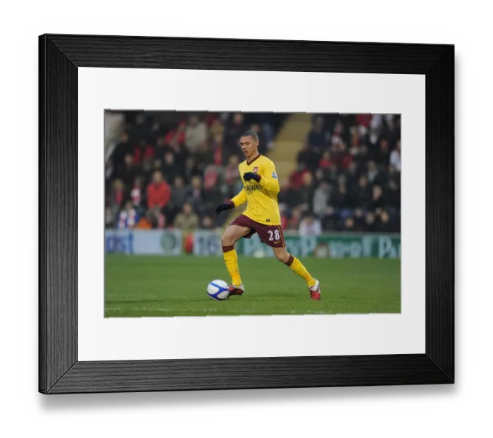 Framed Print : Arsenal's Kieran Gibbs in FA Cup Action: Arsenal vs. Leyton Orient 1-1, 2011 Framed Print : Arsenal's Kieran Gibbs in FA Cup Action: Arsenal vs. Leyton Orient 1-1, 2011
