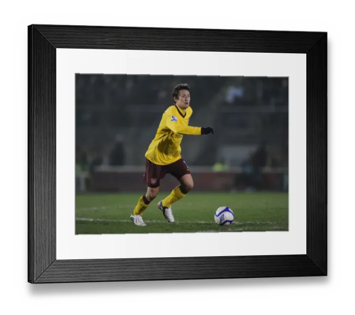 Framed Print : Tomas Rosicky (Arsenal). Leyton Orient 1: 1 Arsenal, FA Cup Fifth Round
