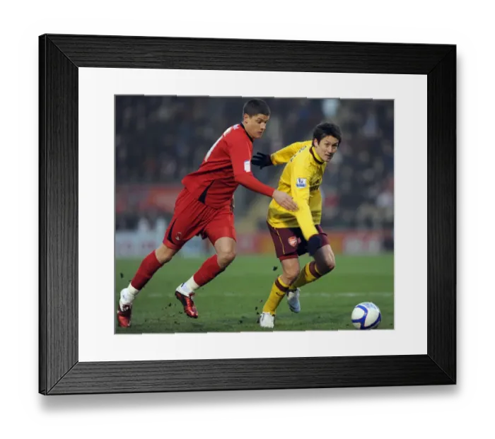 Framed Print : Tomas Rosicky (Arsenal) Alex Revell (Orient). Leyton Orient 1: 1 Arsenal