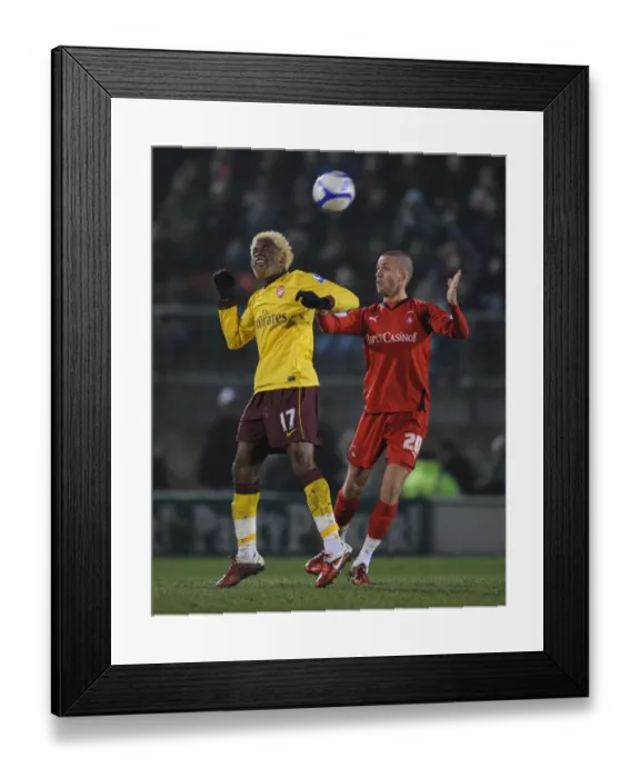 Framed Print : Alex Song (Arsenal) Jimmy Smith (Orient). Leyton Orient 1: 1 Arsenal, FA Cup Fifth Round