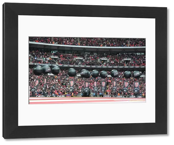 Arsenal fans. Arsenal 1: 2 Birmingham City, Carling Cup Final, Wembley Stadium