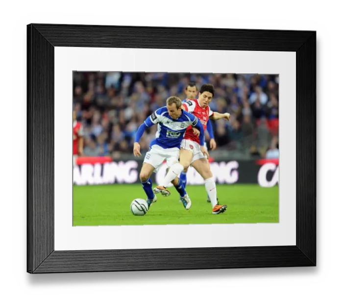 Framed Print : Samir Nasri (Arsenal) Lee Bowyer (Birmingham). Arsenal 1: 2 Birmingham City