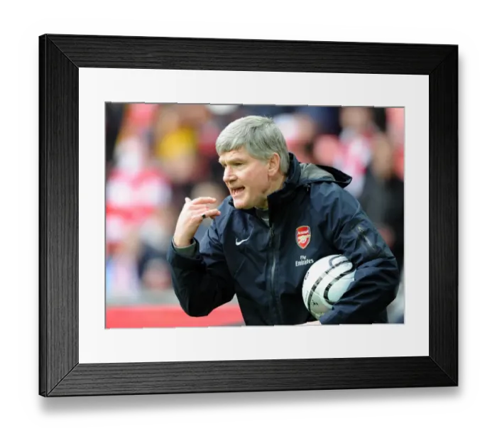 Framed Print : Pat Rice Arsenals Assistant Manager. Arsenal 1: 2 Birmingham City. Carling Cup Final