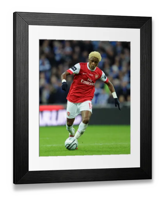 Framed Print : Alex Song (Arsenal). Arsenal 1: 2 Birmingham City. Carling Cup Final. Wembley Stadium