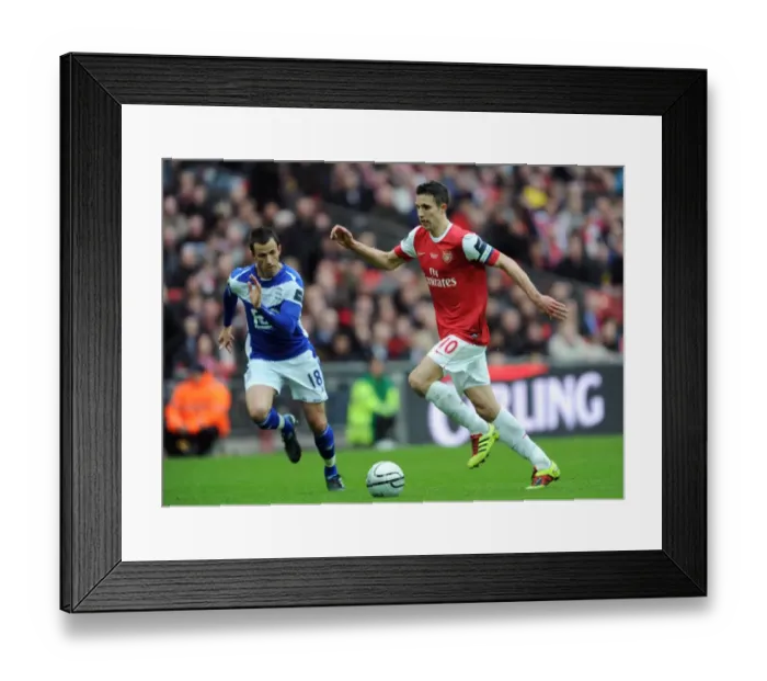 Framed Print : Robin van Persie (Arsenal) Keith Fahey (Birmingham). Arsenal 1: 2 Birmingham City