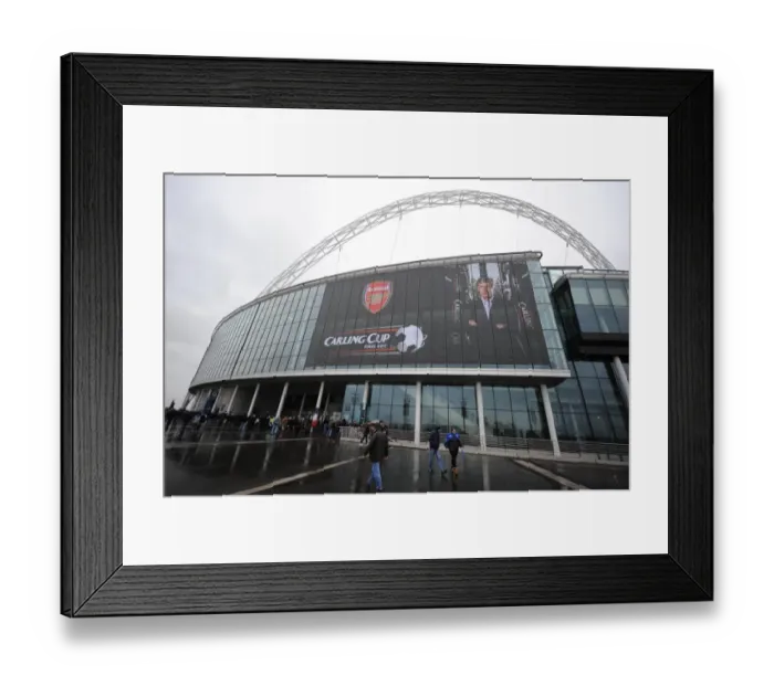 Framed Print : Arsenal vs Birmingham City: Carling Cup Final at Wembley Stadium, London (2011) Framed Print : Arsenal vs Birmingham City: Carling Cup Final at Wembley Stadium, London (2011)