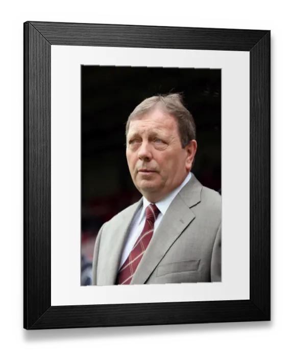 Framed Print : Vic Akers the Arsenal Manager