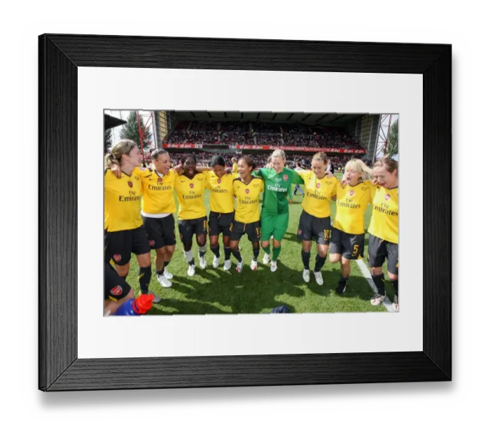 Framed Print : Arsenal Ladies Triumph: 4-1 FA Cup Victory over Charlton Athletic