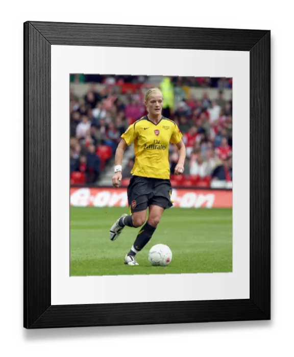 Framed Print : Katie Chapman (Arsenal)