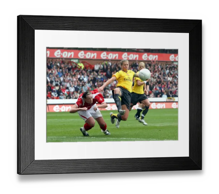 Framed Print : Jayne Ludlow (Arsenal) Framed Print : Jayne Ludlow (Arsenal)