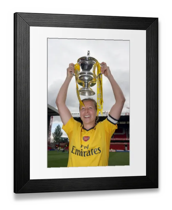 Framed Print : Jayne Ludlow Celebrates FA Cup Victory with Arsenal Framed Print : Jayne Ludlow Celebrates FA Cup Victory with Arsenal