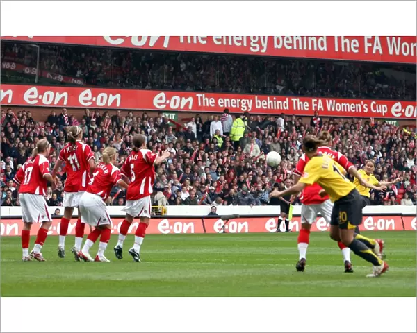 Kelly Smith scores Arsenals and her 1st goal from a free kick