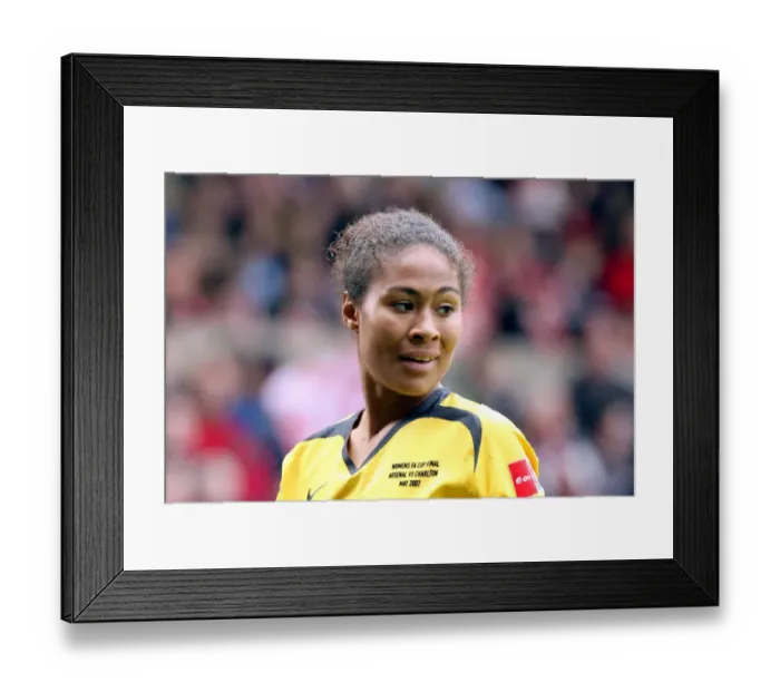 Framed Print : Arsenal's Rachel Yankey Celebrates FA Cup Victory over Charlton Athletic (2007)