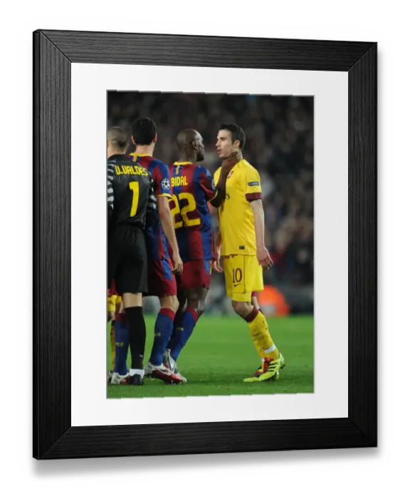 Framed Print : Robin van Persie (Arsenal) Eric Abidal (Barcelona). Barcelona 3: 1 Arsenal Framed Print : Robin van Persie (Arsenal) Eric Abidal (Barcelona). Barcelona 3: 1 Arsenal