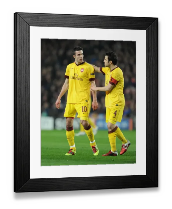 Framed Print : Robin van Persie is calmed down by Cesc Fabregas (Arsenal). Barcelona 3: 1 Arsenal