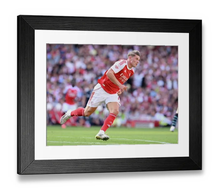 Framed Print : Arsenal v Athletic Club: Emirates Cup