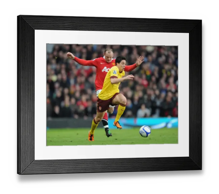Framed Print : Samir Nasri (Arsenal) Wayne Rooney (Manchester United). Manchester United 2: 0 Arsenal Framed Print : Samir Nasri (Arsenal) Wayne Rooney (Manchester United). Manchester United 2: 0 Arsenal