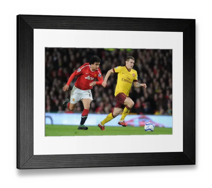 Framed Print : Jack Wilshere (Arsenal) Fabio da Silva (Man United). Manchester United 2: 0 Arsenal