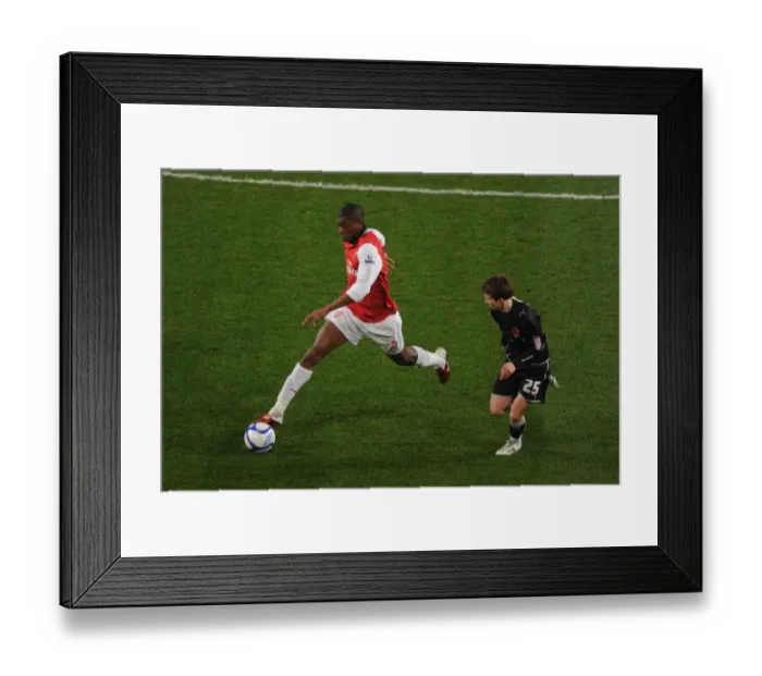 Framed Print : Arsenal's Diaby and Carroll Shine in FA Cup Fifth Round: Arsenal 5-0 Leyton Orient Framed Print : Arsenal's Diaby and Carroll Shine in FA Cup Fifth Round: Arsenal 5-0 Leyton Orient