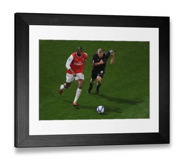 Framed Print : Abou Diaby's Standout Performance: Arsenal's 5-0 FA Cup Victory Over Leyton Orient