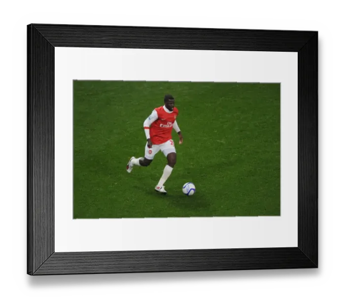 Framed Print : Emmanuel Eboue (Arsenal). Arsenal 5: 0 Leyton Orient, FA Cup Fifth Round Replay