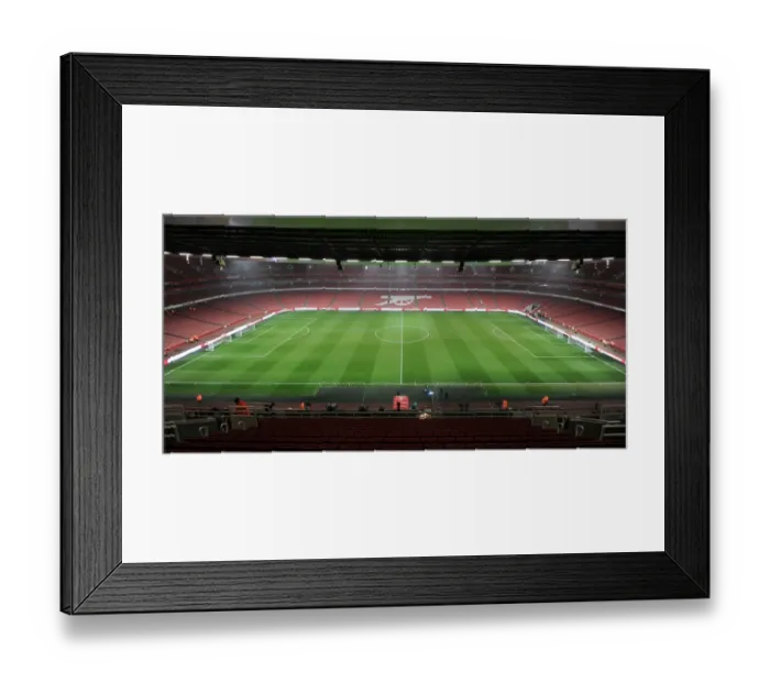 Framed Print : The Emirates pitch. Arsenal 5: 0 Leyton Orient. FA Cup 5th Round Replay